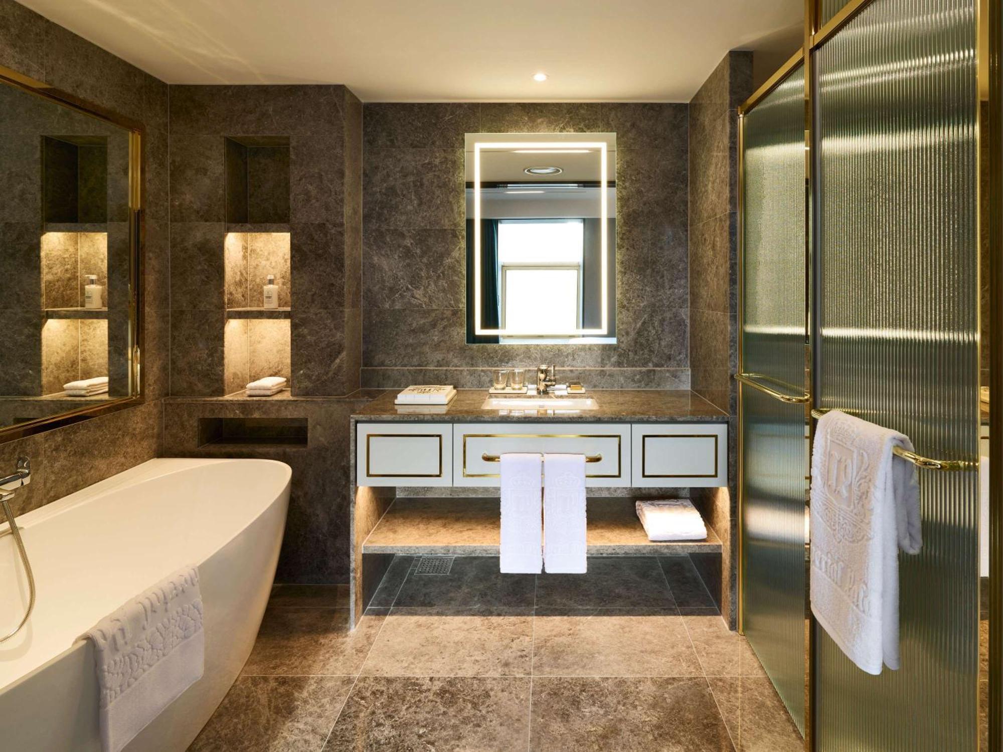 Grand Mercure Imperial Palace Gangnam 酒店