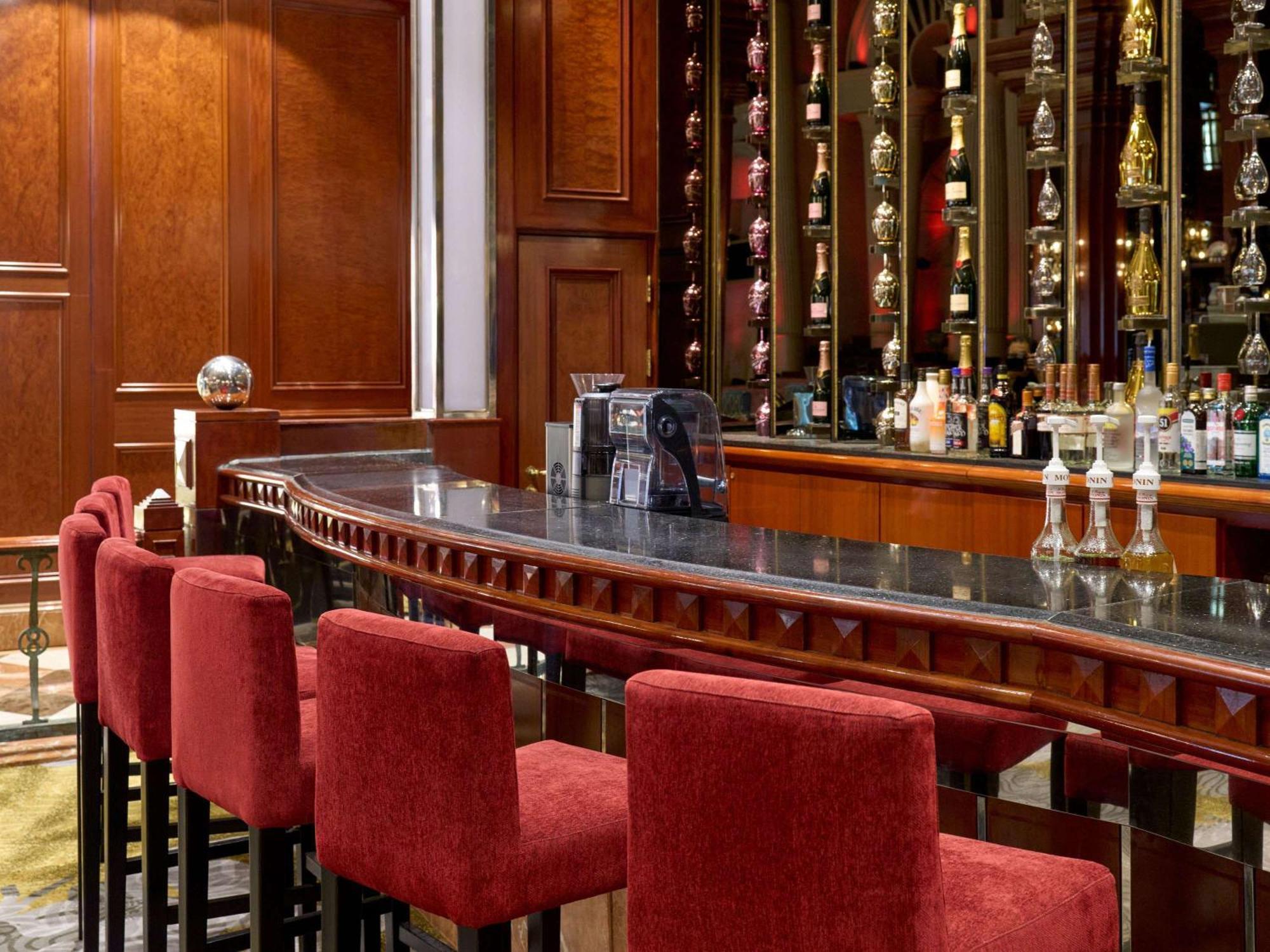 Grand Mercure Imperial Palace Gangnam 5*