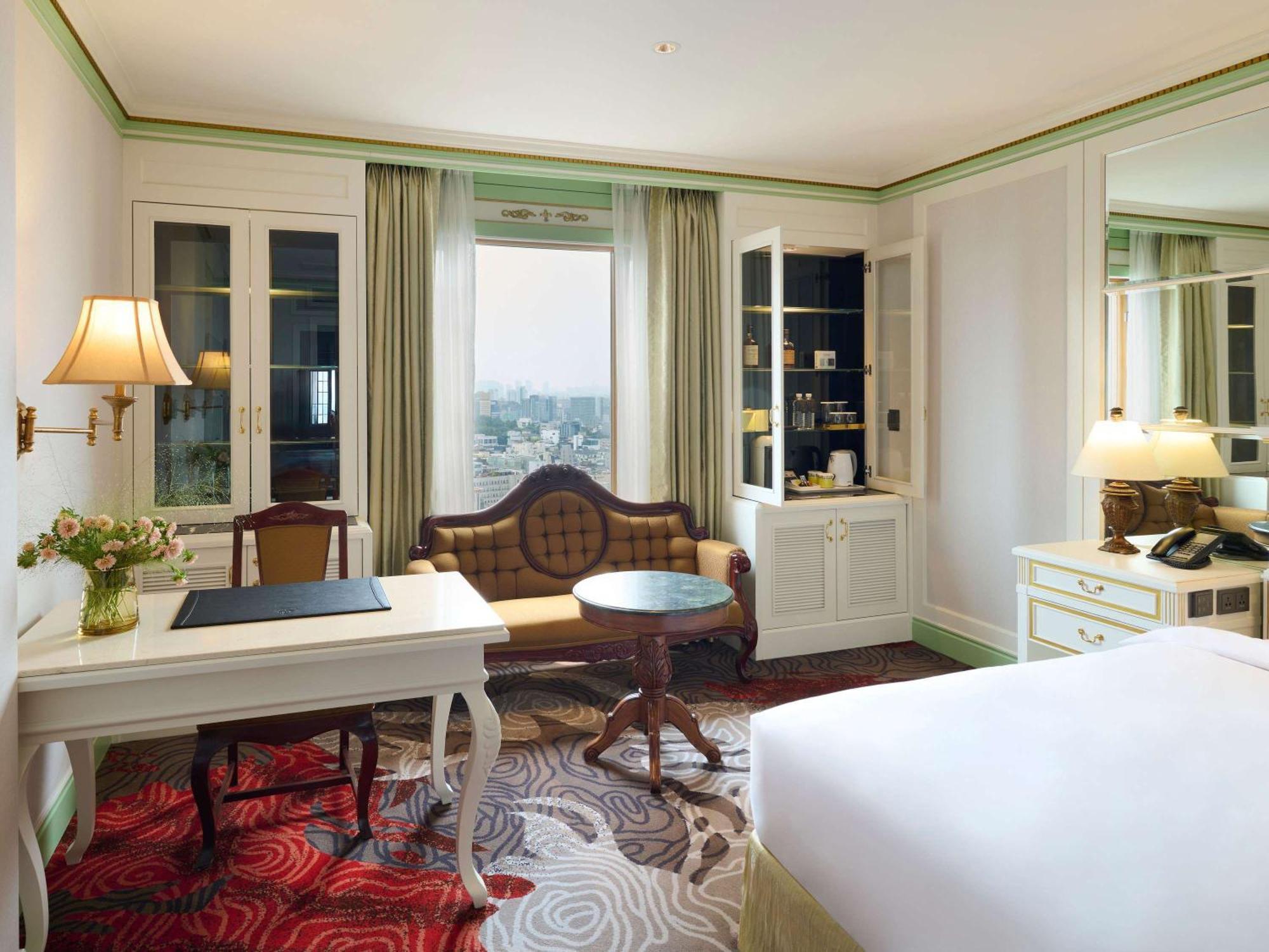 Grand Mercure Imperial Palace Gangnam 5*